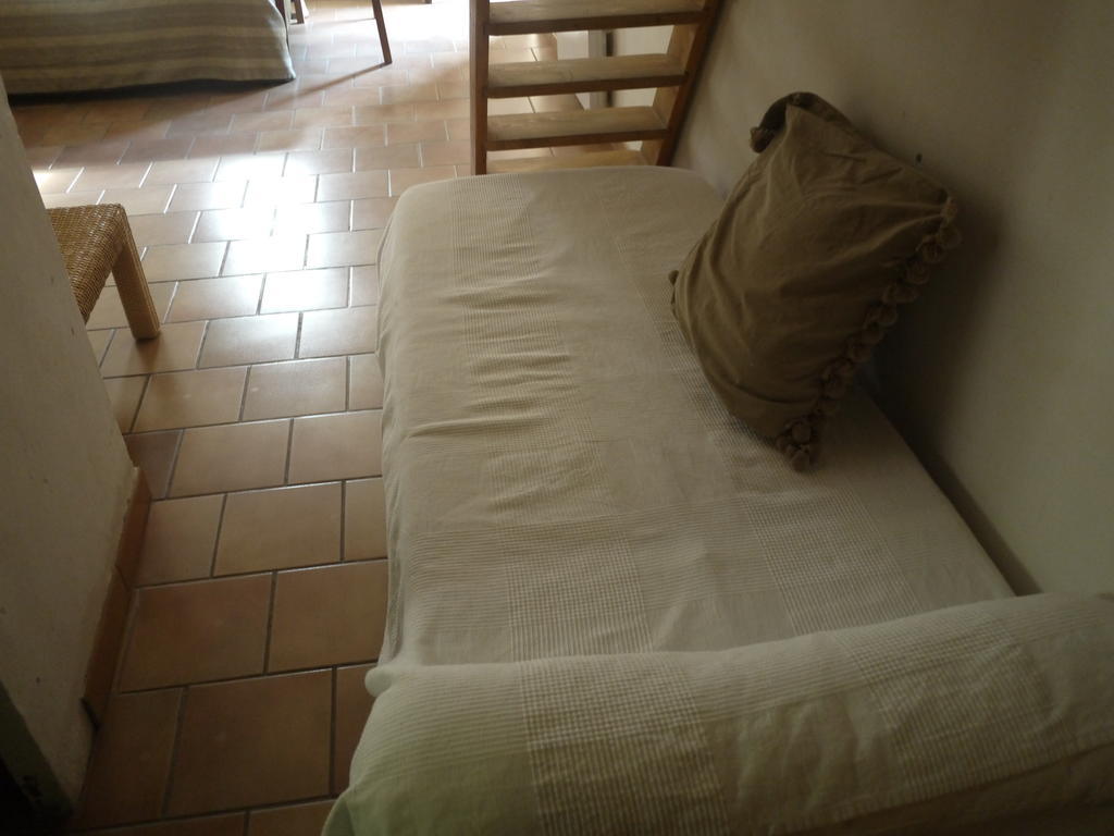 Auberge Des Seguins Buoux Pokój zdjęcie