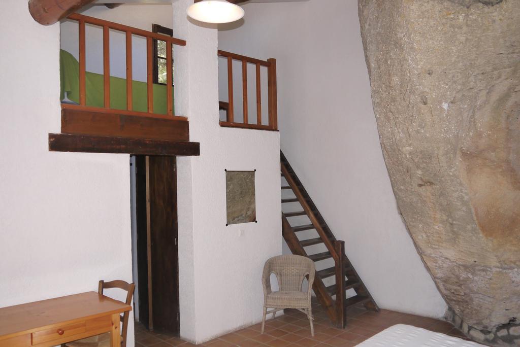 Auberge Des Seguins Buoux Pokój zdjęcie