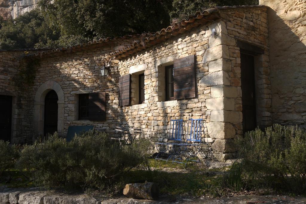 Auberge Des Seguins Buoux Zewnętrze zdjęcie